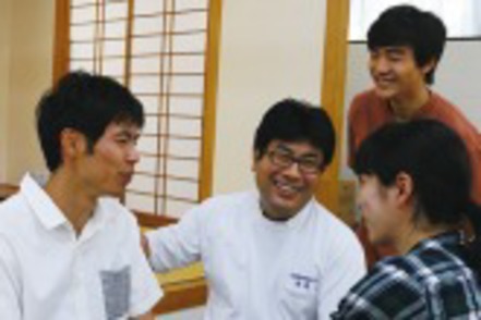 広島都市学園大学 認知症に対する理解や専門的な関わり方を身につけ、医療職としてのスキルアップにつなげます